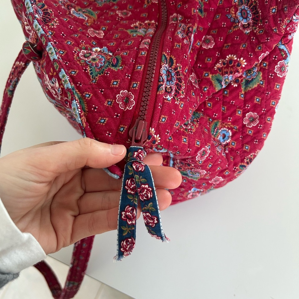 Vera Bradley Provincial Red Hoosier 1986 bag - Picture 15 of 16
